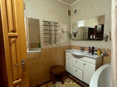 квартира по адресу Євгена Коновальця ул., 20