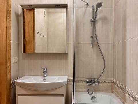 квартира за адресою Сімферопольська вул., 9