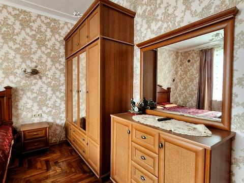 квартира за адресою 44-та лінія вул., 15