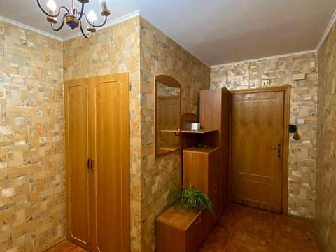 квартира по адресу Ревуцкого ул., 19/1