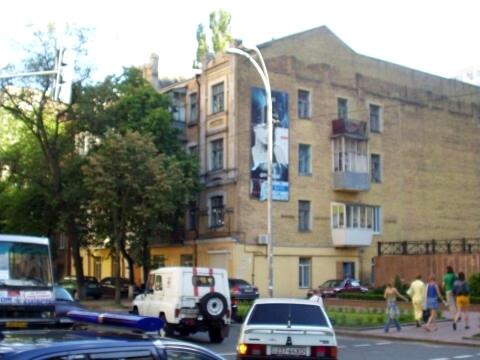 комерційна за адресою Київ, Жилянська вул., 55