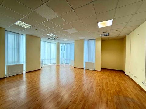 комерційна за адресою Князів Острозьких вул. (Московська), 29-А