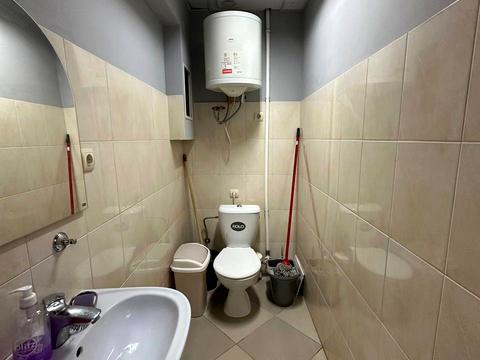 коммерческая по адресу Пилипа Орлика ул., 7-А