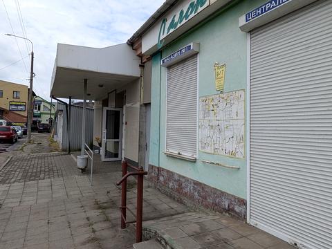 коммерческая по адресу Базарна, 8