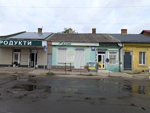 коммерческая по адресу Базарна, 8