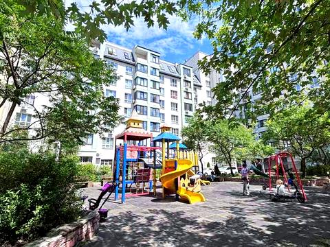 квартира по адресу Леси Украинки ул., 74-В