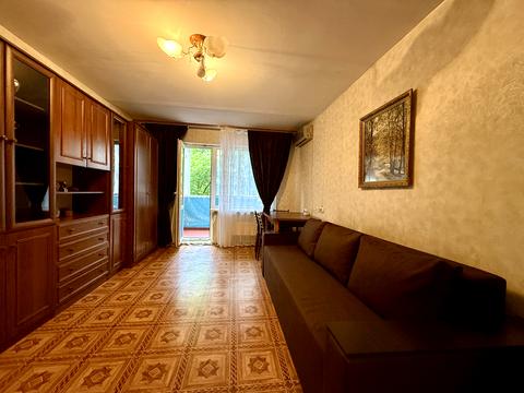 квартира за адресою Ревуцького вул., 17-Б