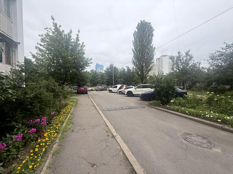 квартира за адресою Ревуцького вул., 17-Б