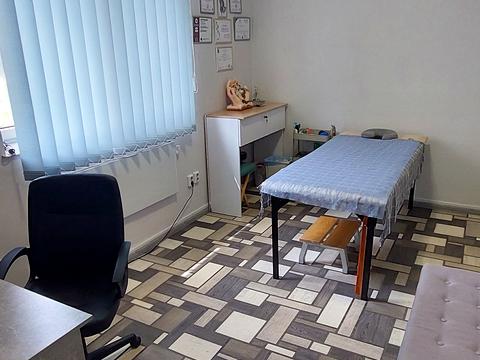 комерційна за адресою Молодіжна вул., 52