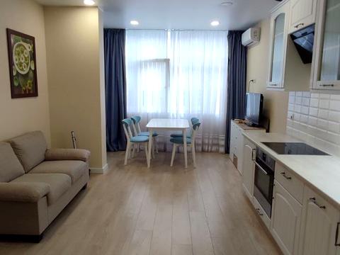квартира за адресою Київ, Драгоманова вул., 40-З