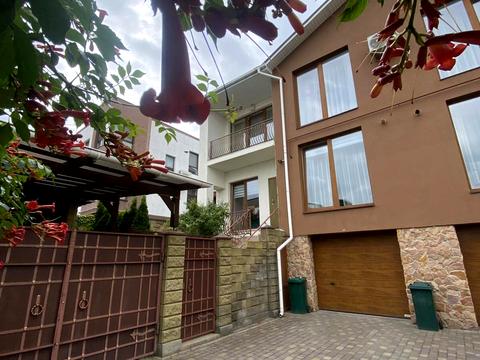 будинок за адресою Рівне, Щаслива вул.