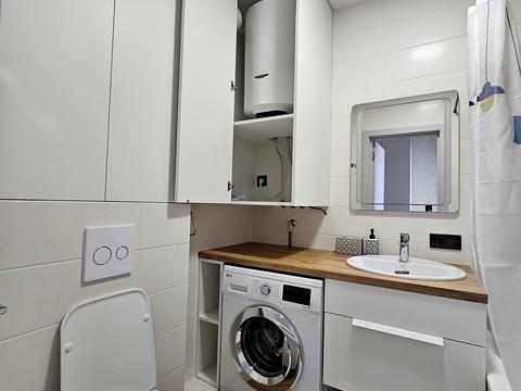 квартира по адресу Олександра Олеся ул., 2-В