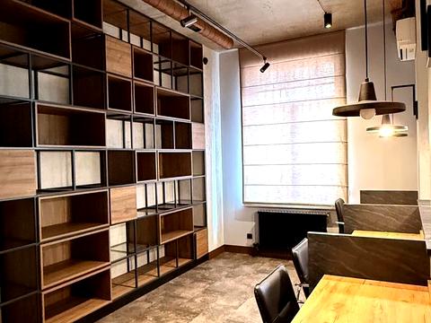 комерційна за адресою Київ, В'ячеслава Чорновола вул., 27