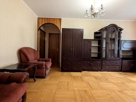 квартира по адресу Космонавтов ул., 46