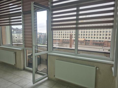 комерційна за адресою Михайла Грушевського вул., 21