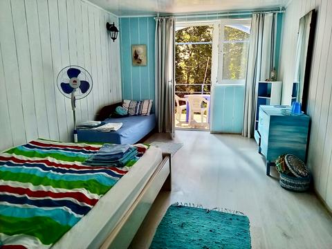 дом по адресу с. Курортное, Набережна, 42д/1