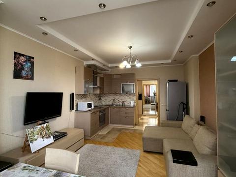 квартира за адресою Анни Ахматової вул., 13-Г