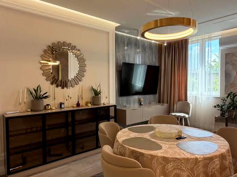 квартира по адресу Космонавтов просп., 49
