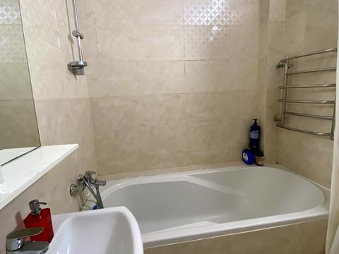 квартира за адресою Науки просп., 60-А