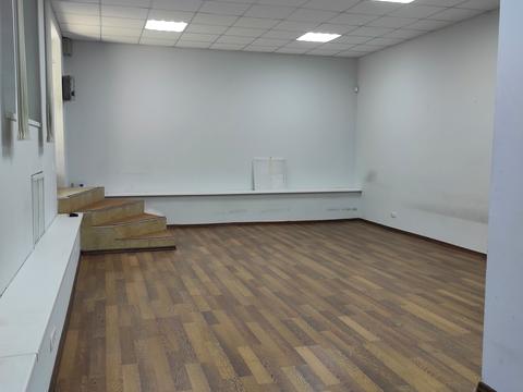 комерційна за адресою Незалежності вул. (Армійська), 10