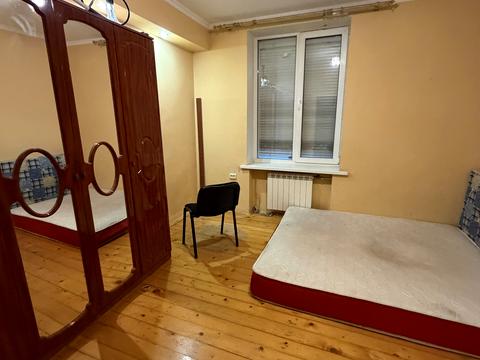 квартира за адресою Сталеварів вул., 12