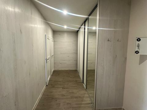 квартира за адресою Левка Лук'яненка вул. (Василя Жуковського), 18