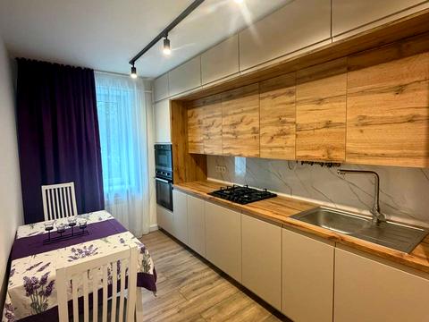 квартира за адресою Дубно, Мирогощанська вул., 45
