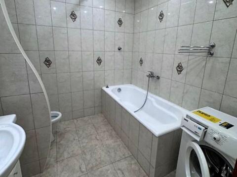 квартира по адресу Свободи ул., 19