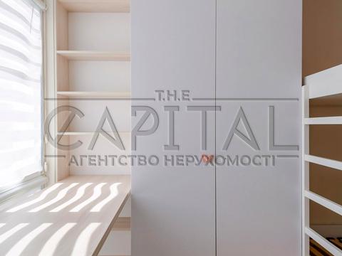 квартира за адресою Боголюбова вул., 13-Б
