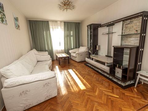 квартира по адресу Героев Днепра ул., 19