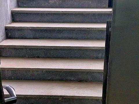 1870677887663669