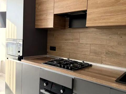 квартира за адресою Машинобудівників вул., 16
