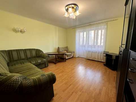 квартира за адресою Торговиця вул., 37