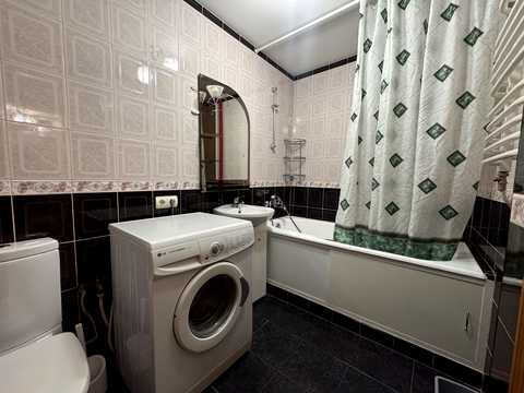 квартира за адресою Торговиця вул., 37