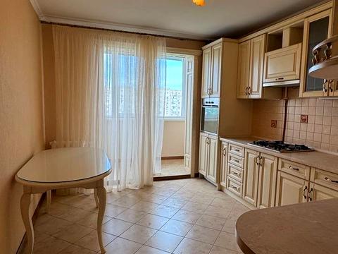 квартира за адресою Паркова вул., 79