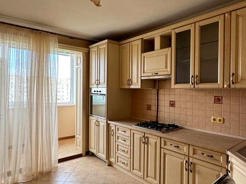 квартира за адресою Паркова вул., 79