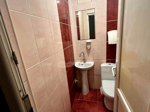 комерційна за адресою Тернопіль, 15 Квітня вул., 1
