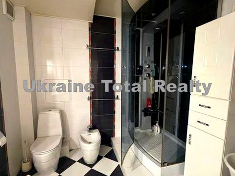 квартира за адресою Ревуцького вул., 8