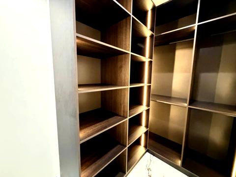 квартира по адресу Генуэзская ул., 1-Е