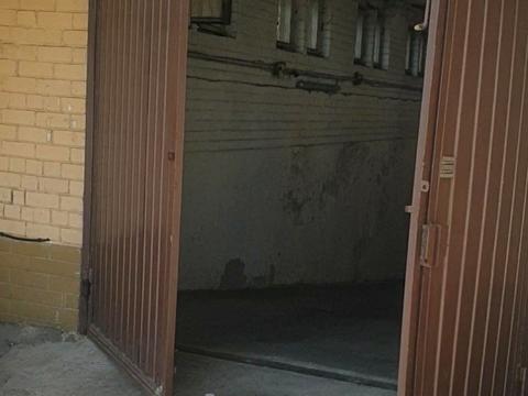 паркомісце за адресою Володимира Івасюка просп. (Героїв Сталінграду), 22