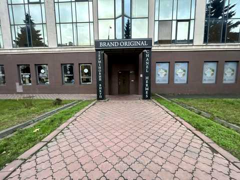 коммерческая по адресу Антоновича ул. (Горького), 58