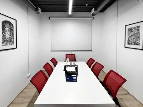 1870688176977863