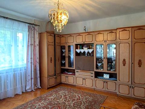 коммерческая по адресу Гірська, 1