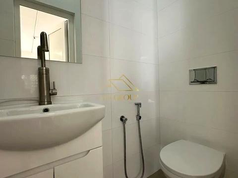 комерційна за адресою Андрія Мельника вул., 10 к4