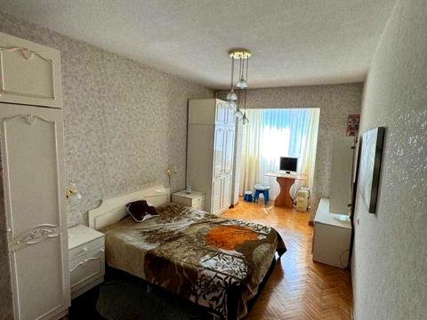 квартира за адресою Академіка Корольова вул., 74б
