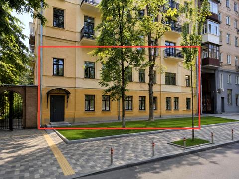 комерційна за адресою Золотоворітська вул., 4