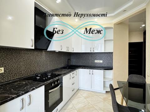 квартира за адресою Андрія Малишка вул. (Льва Толстого), 102