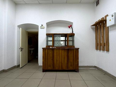 коммерческая по адресу Краковская ул., 24