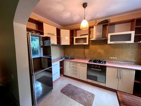 квартира за адресою 200-річчя Кривого Рогу просп., 3