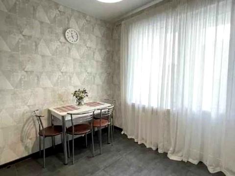 квартира по адресу Софии Русовой ул., 7-Г